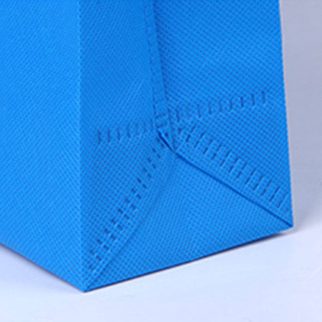 061832210-Nonwoven-regular-totebag-side-gusset-detail3